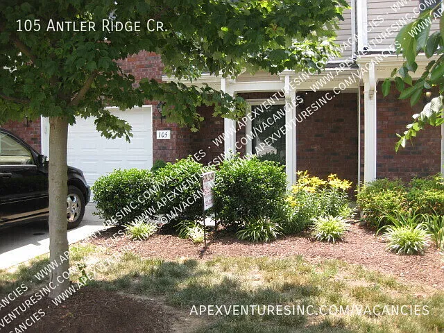 105 Antler Ridge Cir — Photo 2