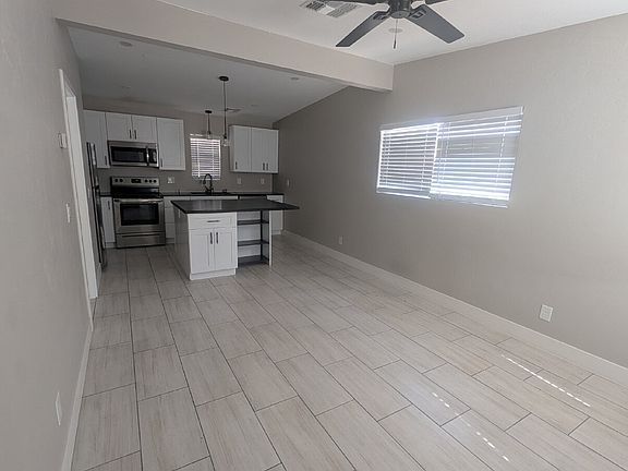 3rd image of 703 N Richey Blvd