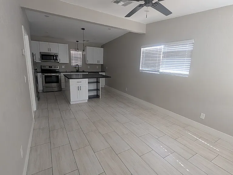 703 N Richey Blvd — Photo 3