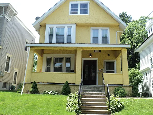1106 State St #3 Photo 1