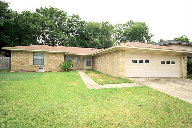 1st image of 2601 Meadow Creek Dr