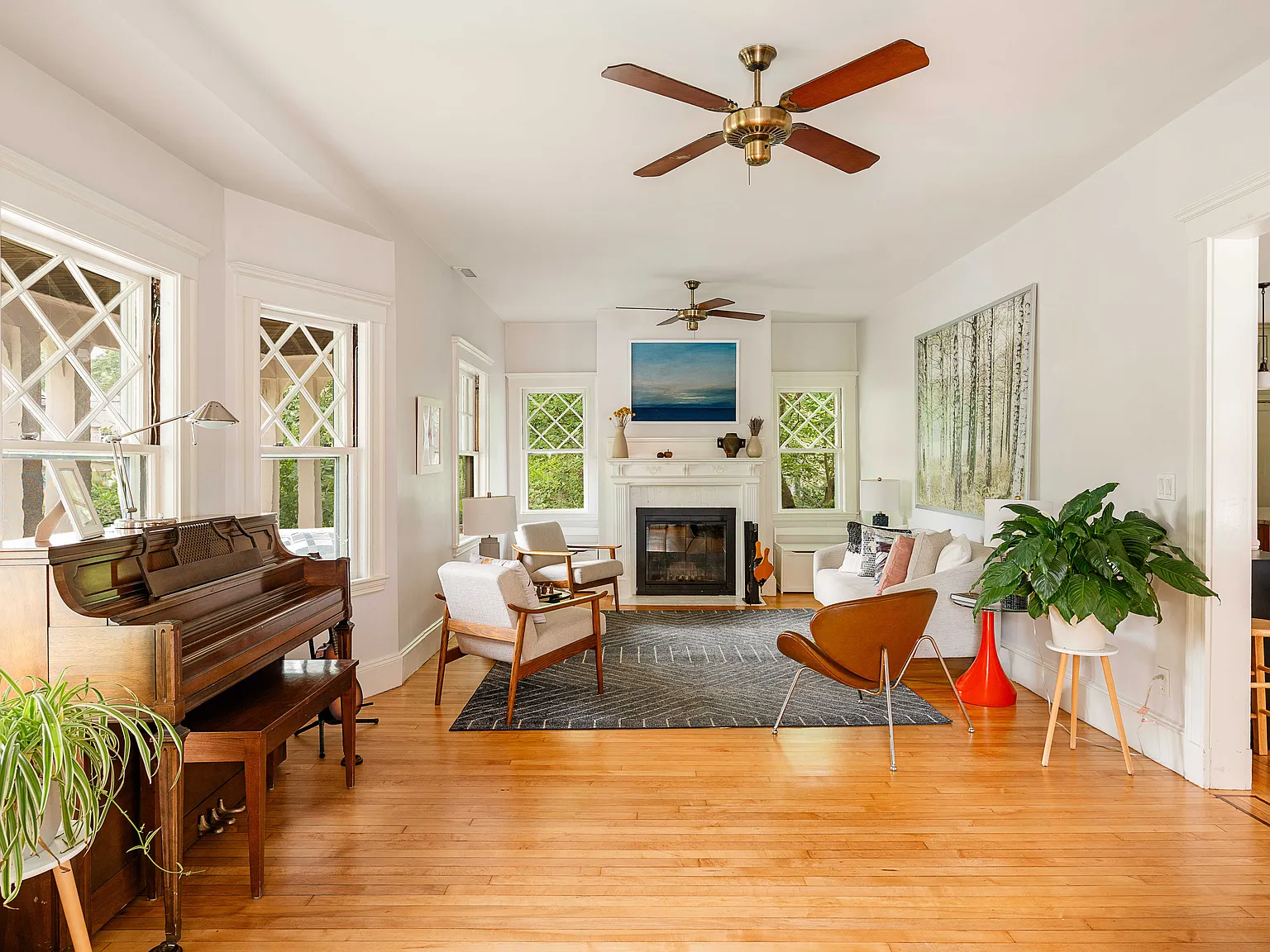 4 bed, 3.5 bath, $7,950 — Photo 4