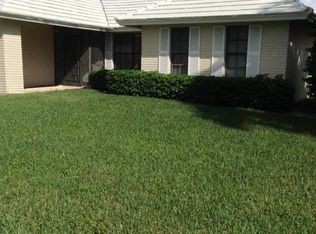 10290 Canoe Brook Cir, Boca Raton, FL 33498