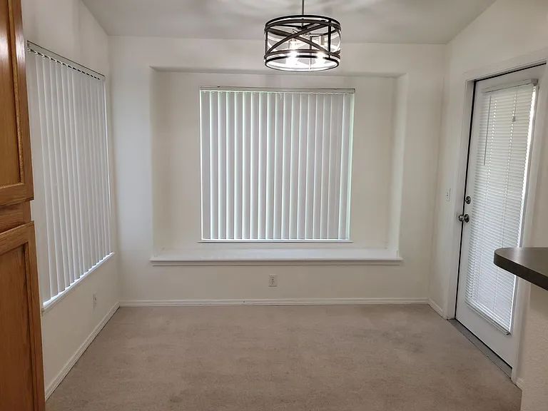 3735 Strawberry Field Grv #G — Photo 8