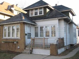 2916 N 54th St, Milwaukee, WI 53210
