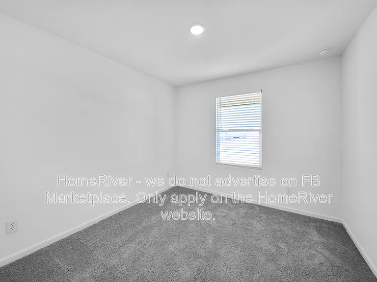 741 Dylan Ct — Photo 13