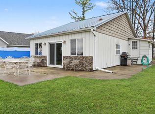 416 W Russell Dr, Coldwater, MI 49036