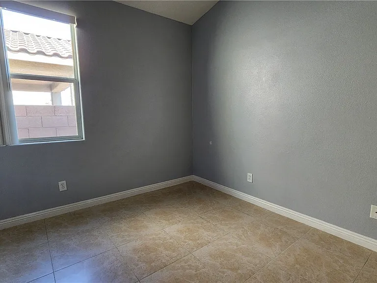 9709 Hawk Cliff Ave — Photo 22