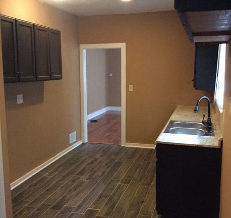 4th image of 10626 S Eggleston Ave