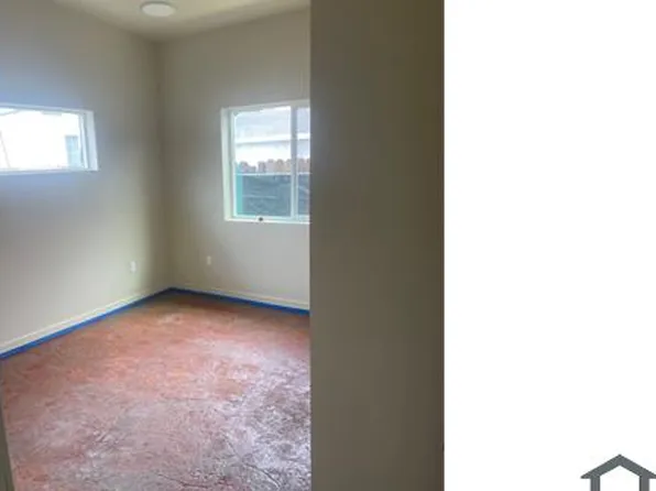 8858 1/2 Wall St, Los Angeles, CA 90003