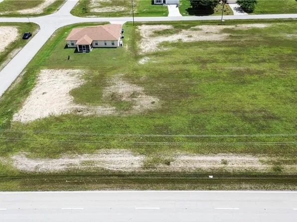 1737 Santa Barbara BLVD N, CAPE CORAL, FL 33993