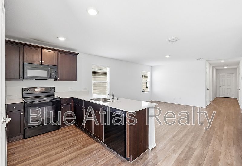 1st image of 510 Olmstead Dr