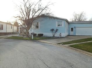 15 Maple Ridge Park, Manteno, IL 60950