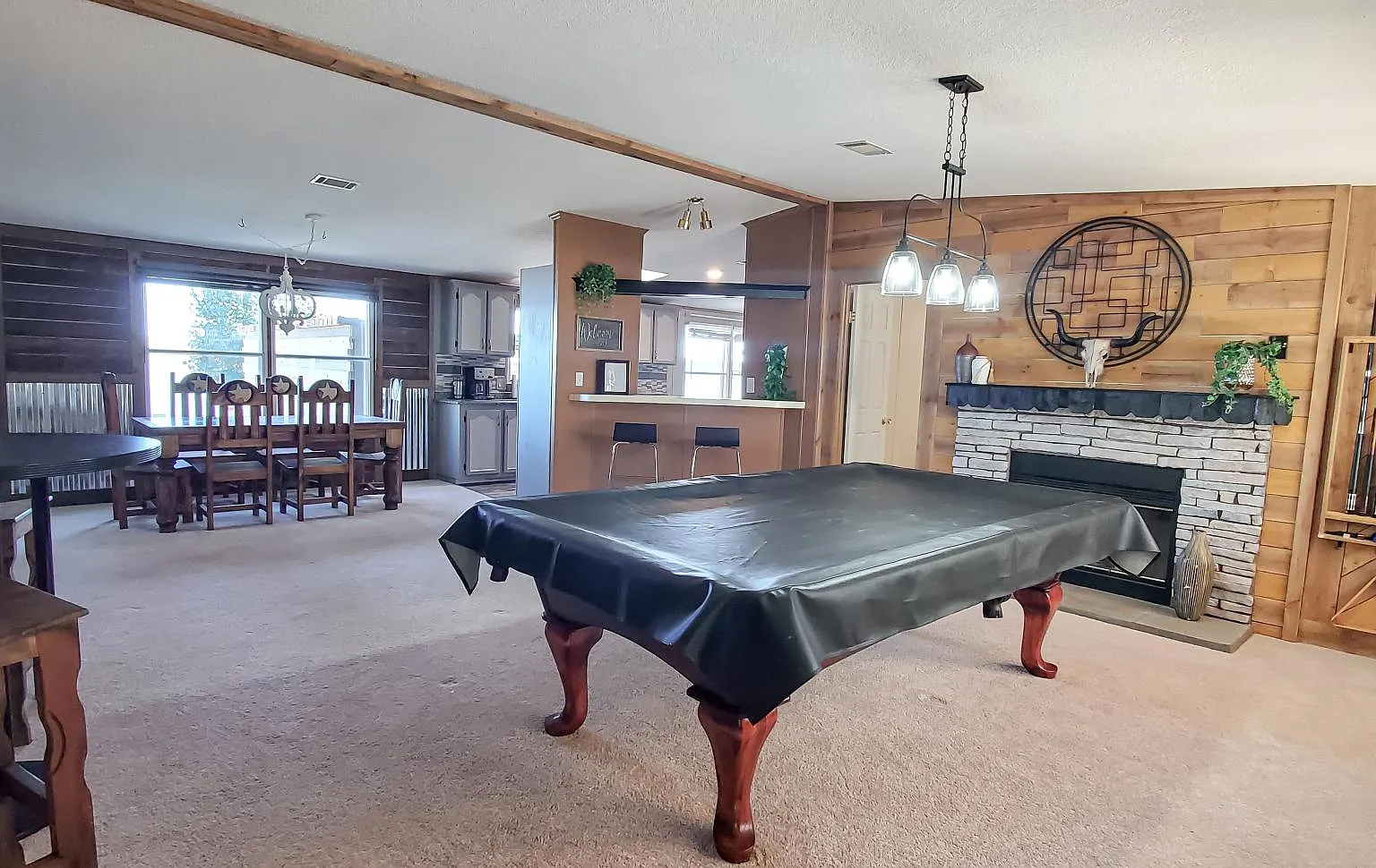 4 bed, 2128 sqft, $3,000 — Photo 3