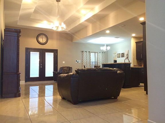 4th image of 5702 Buckeye Ct