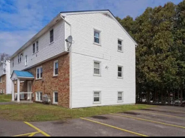 119 Main St #B6, Essex Junction, VT 05452