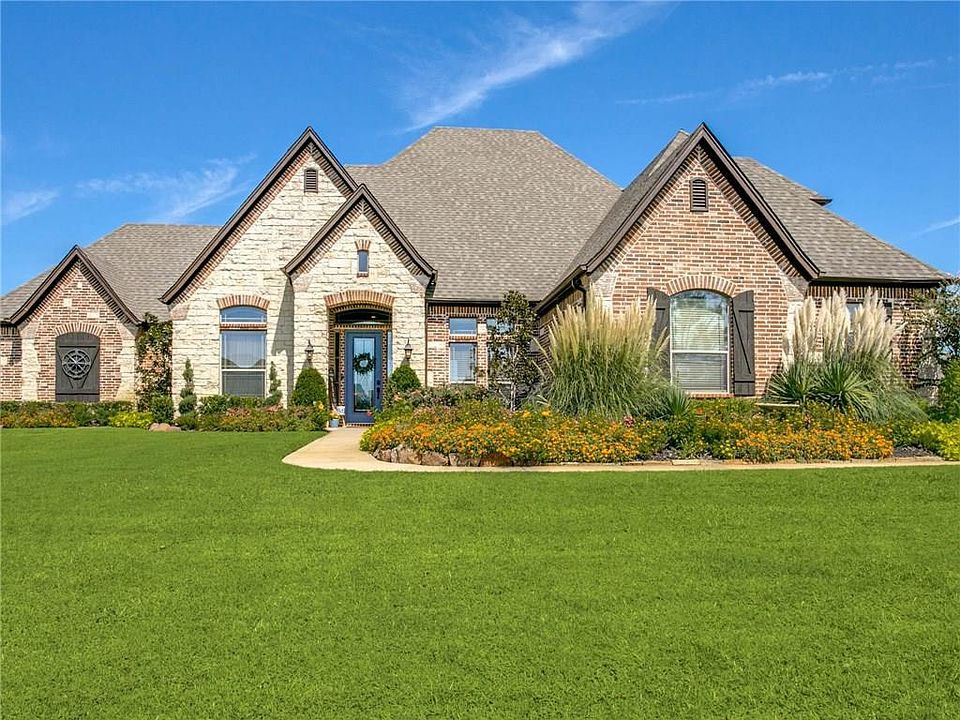 1st image of 7149 Hinton Dr