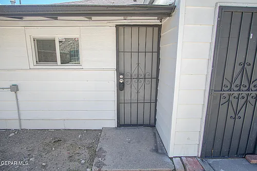 2111 Portland Ave #2 Photo 1