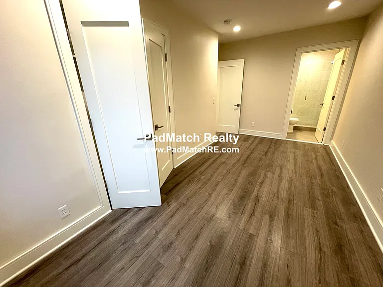64 Chelsea St #1 — Photo 14