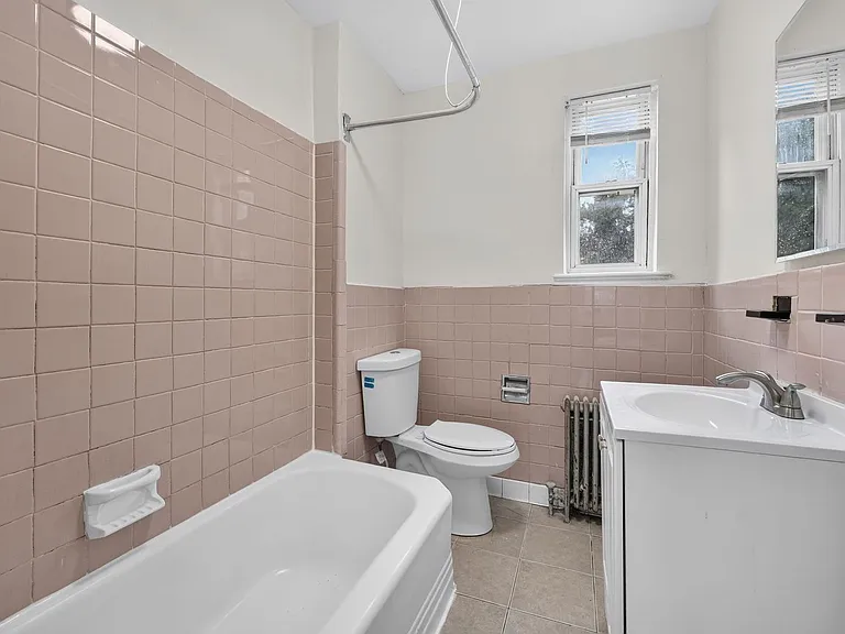 1642 Rosedale St NE — Photo 10