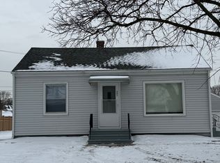 903 Grandview Ave, Lockport, IL 60441