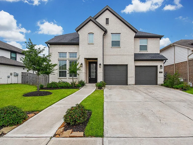9406 Water Breeze Ct — Photo 1
