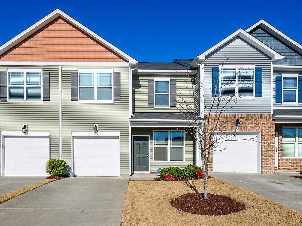 1st image of 3315 Cardinal Lake Dr