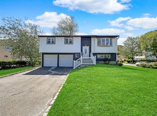 1580 Brentwood Rd, Bay Shore, NY 11706