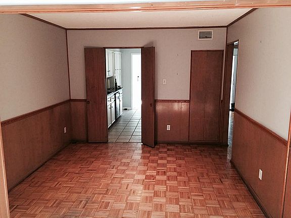 4th image of 3405 Yoakum Blvd