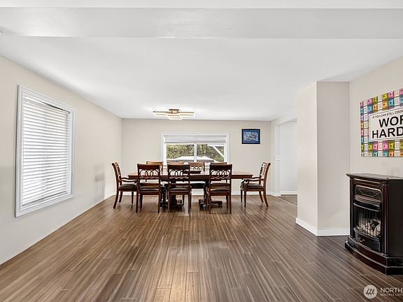 3rd image of 18330 Crooked Mile Road