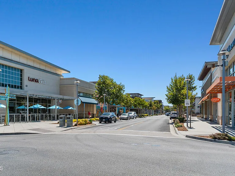 3146 N Ventura Rd — Photo 40