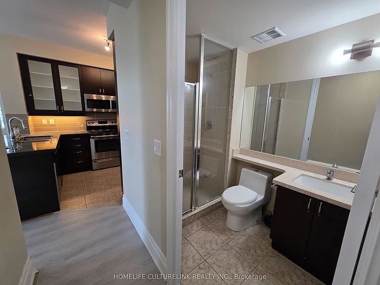 131 Upper Duke Cres #804 — Photo 9