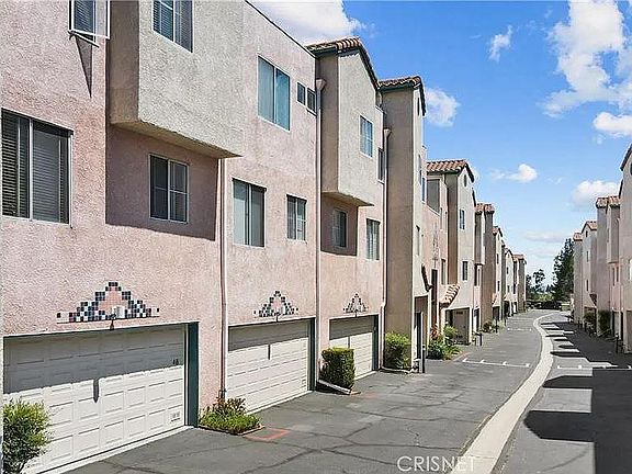 3rd image of 13901 Olive View Ln Unit 62