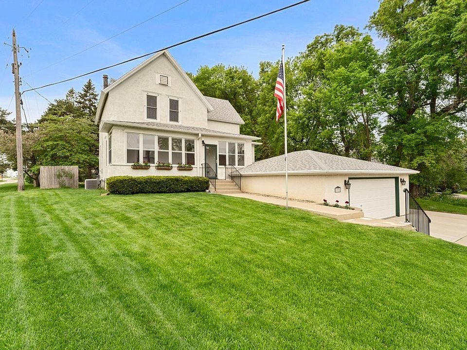 1st image of 1975 Walsh Ln