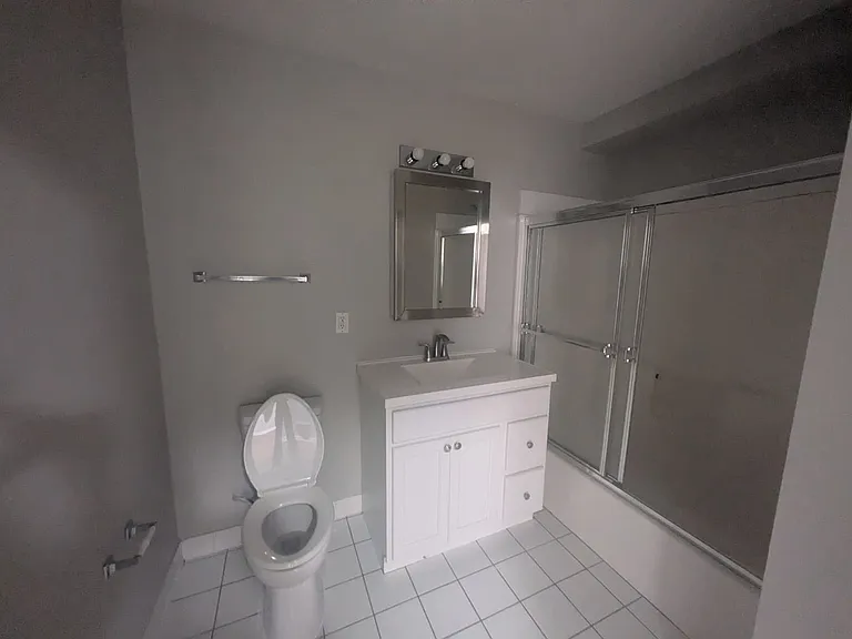 204 Cherry St #5B — Photo 3