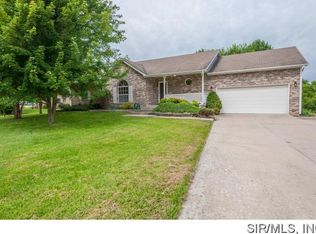 901 N Allerton Rd, Belleville, IL 62221