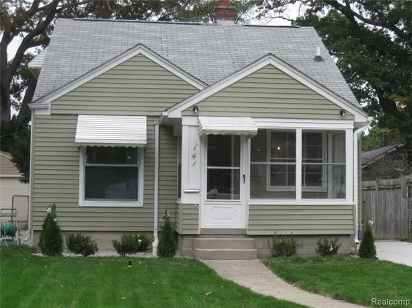 141 Devillen Ave, Royal Oak, MI 48073