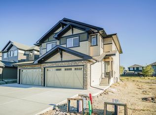 199 Savoy Cres, Strathcona County, AB T8H 1A8