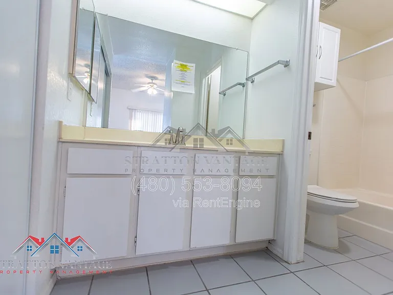 2035 S Elm St #110 — Photo 26