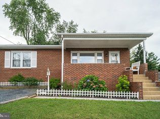 745 E Stonewall Dr, Front Royal, VA 22630