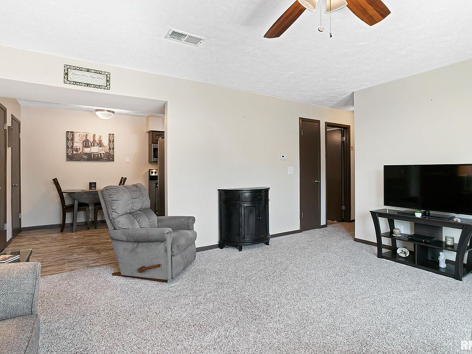 Fox Meadows Estate Condominiums Moline, IL Zillow