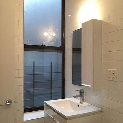 Rented by Nooklyn NYC LLC | media 42