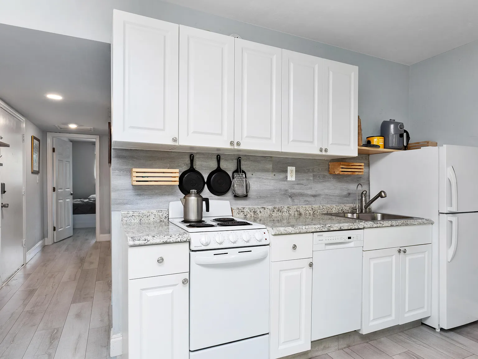 1 bed, 1.0 bath, 663 sqft, $1,925 — Photo 4
