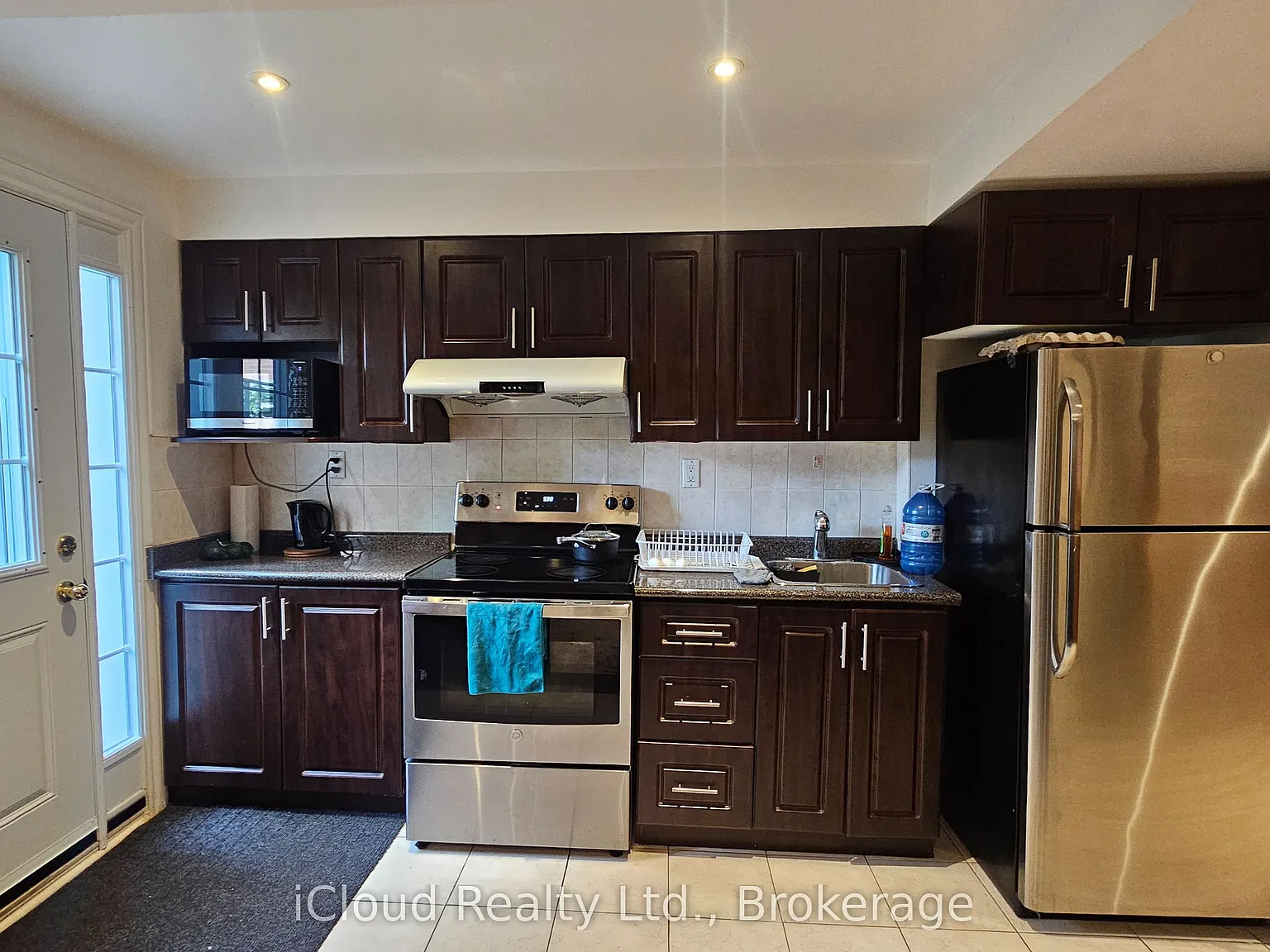 2 bed, $1,750 — Photo 3