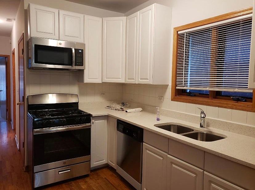 1st image of 2901 N Hoyne Ave #3REAR