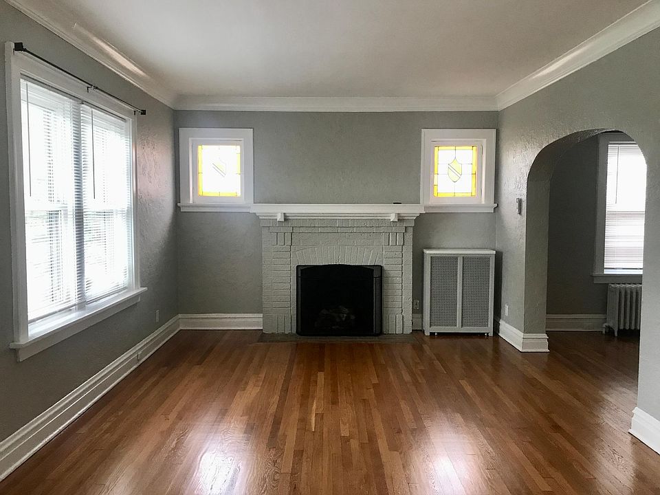 1st image of 7474 Delmar Blvd Floor 2