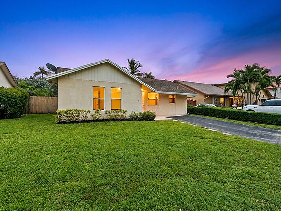 3rd image of 9444 NW 45th Street