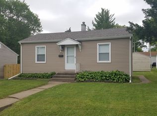 2309 Oak St, Bettendorf, IA