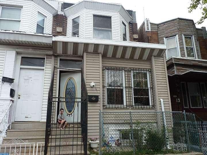 1st image of 433 W Rockland St