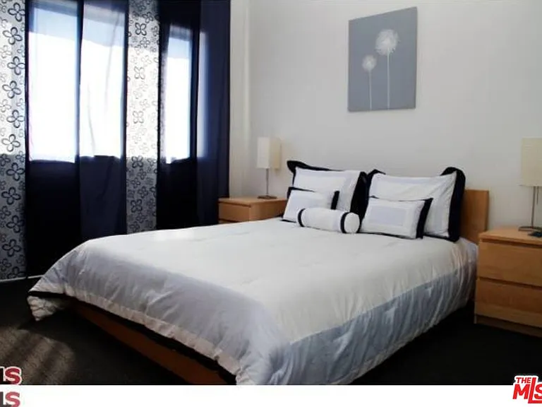 1700 Sawtelle Blvd #Penthouse 16 — Photo 7